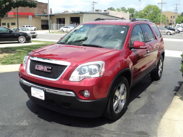 GMC Acadia 2012 photo 2