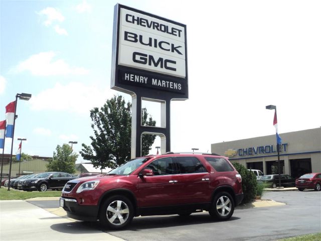 GMC Acadia 2012 photo 3