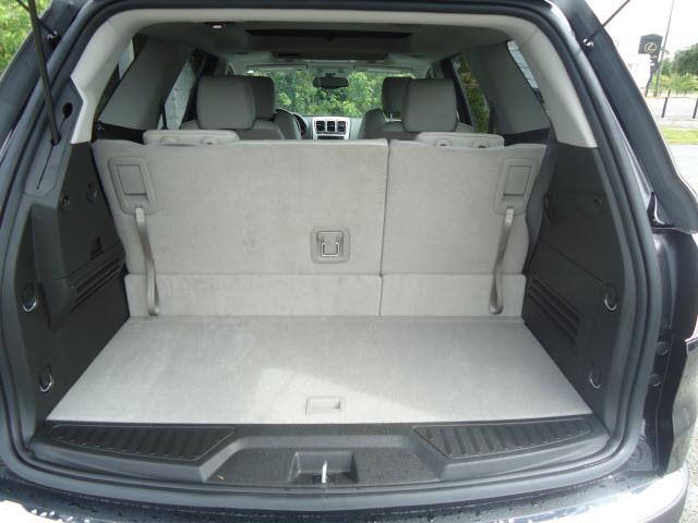 GMC Acadia 2012 photo 4
