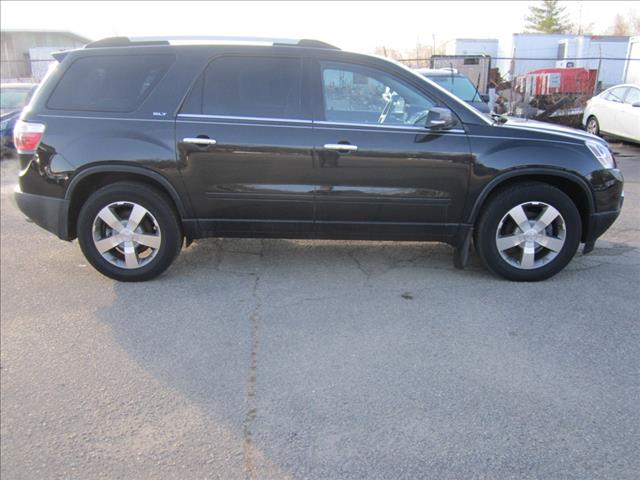 GMC Acadia 2012 photo 3