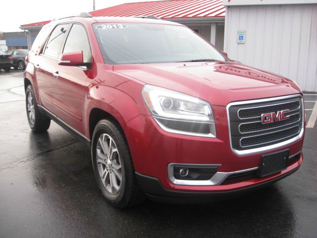 GMC Acadia 2013 photo 2