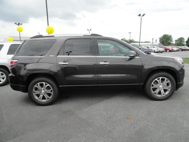GMC Acadia 2013 photo 3