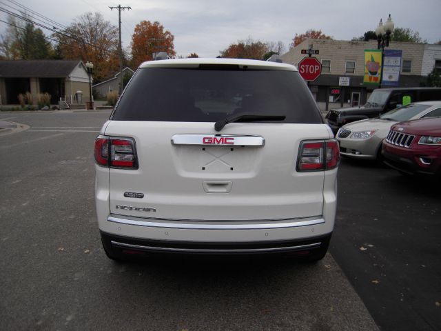 GMC Acadia 2013 photo 4
