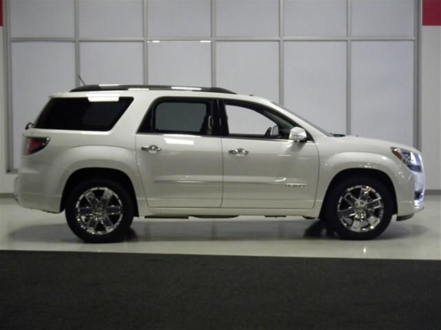 GMC Acadia 3500 DRW SUV