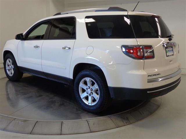 GMC Acadia 2013 photo 2