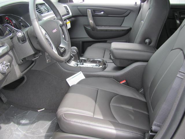 GMC Acadia 2013 photo 3
