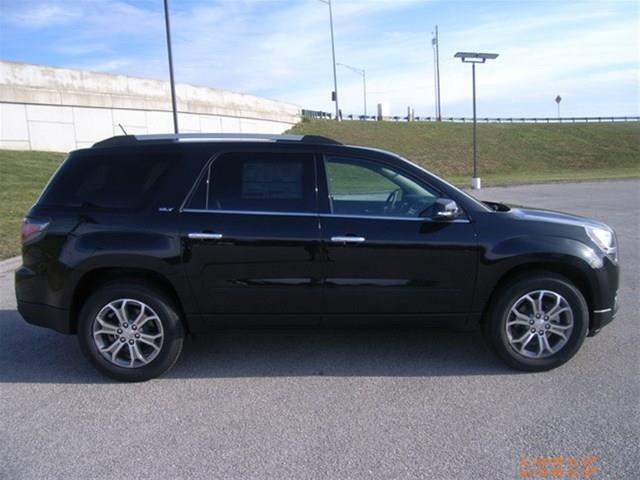 GMC Acadia 2014 photo 2
