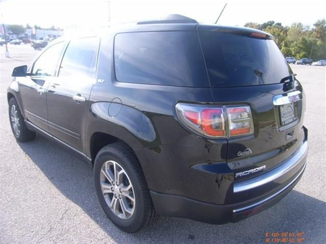 GMC Acadia 2014 photo 3