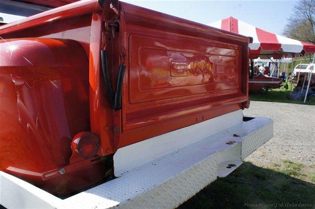 GMC C10 1966 photo 1