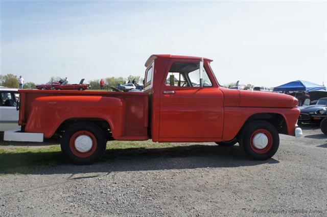GMC C10 1966 photo 19