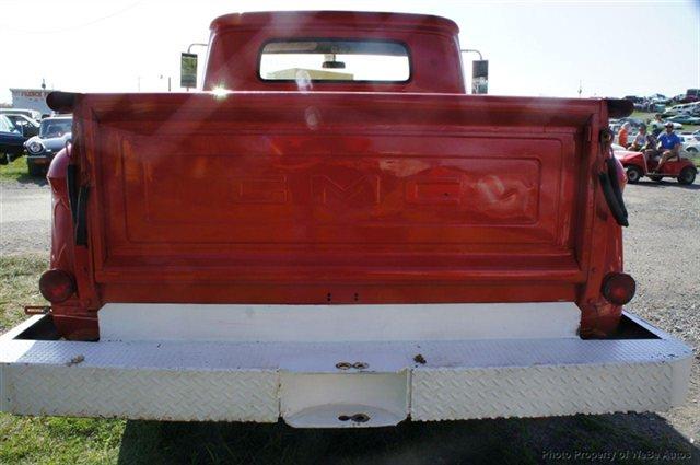 GMC C10 1966 photo 22