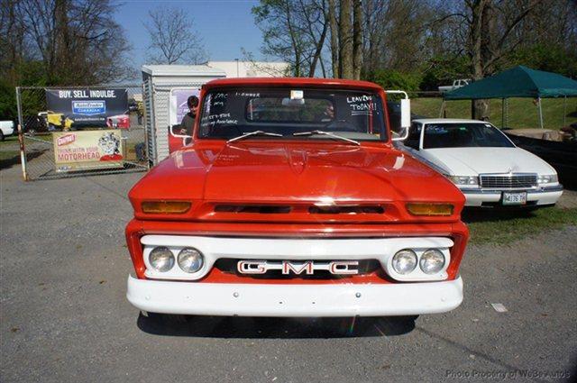 GMC C10 1966 photo 25