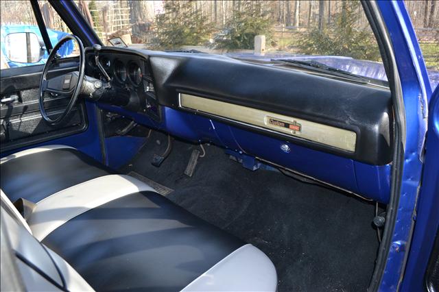 GMC C1500 1973 photo 3