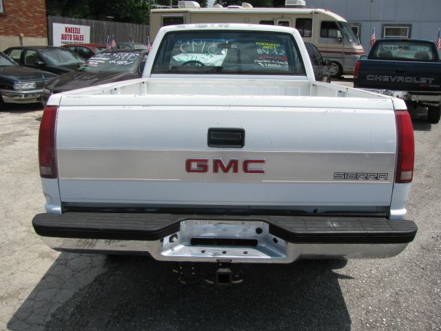 GMC C1500 1988 photo 2