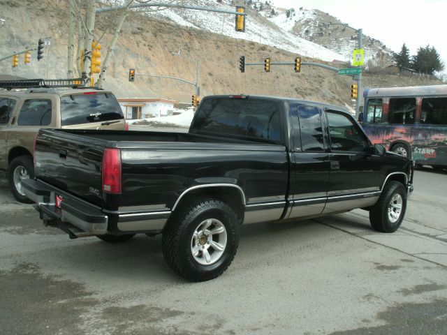 GMC C1500 1999 photo 2