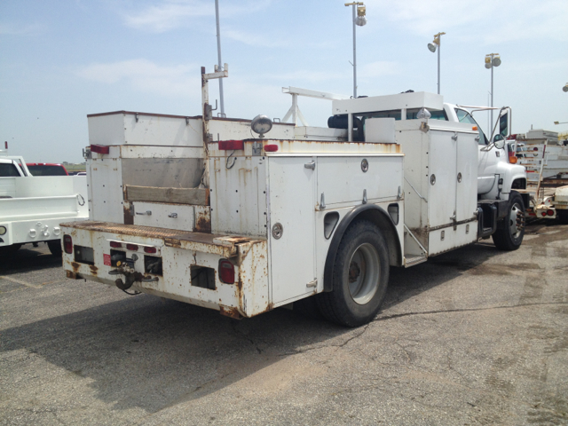 GMC C7500 1999 photo 2