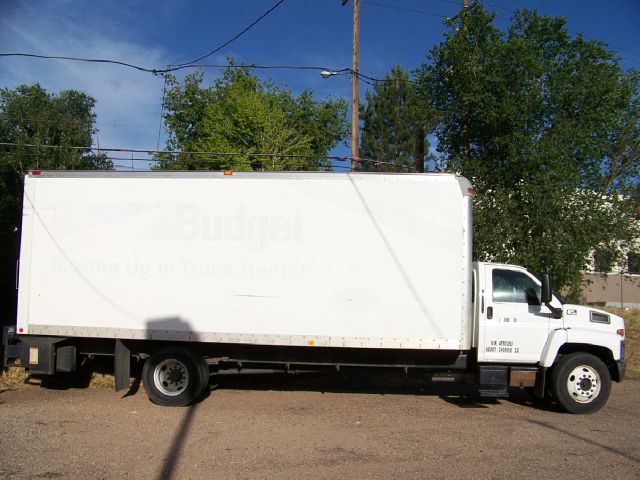 GMC C7500 2004 photo 3