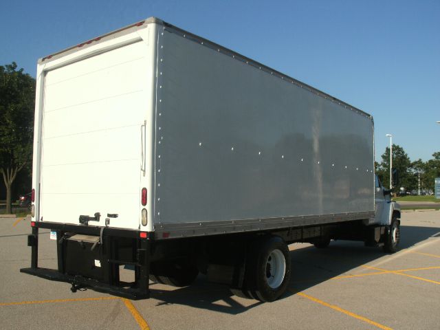 GMC C7500 2004 photo 1