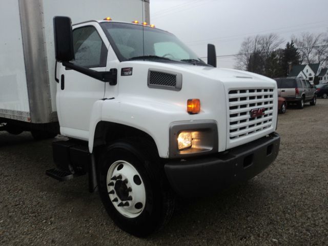 GMC C7500 2005 photo 1