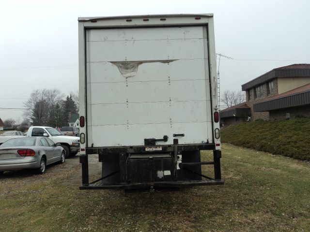 GMC C7500 2005 photo 2