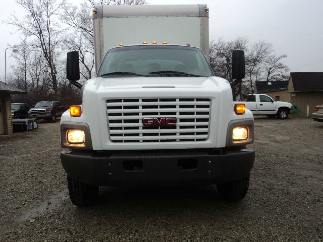 GMC C7500 2005 photo 4