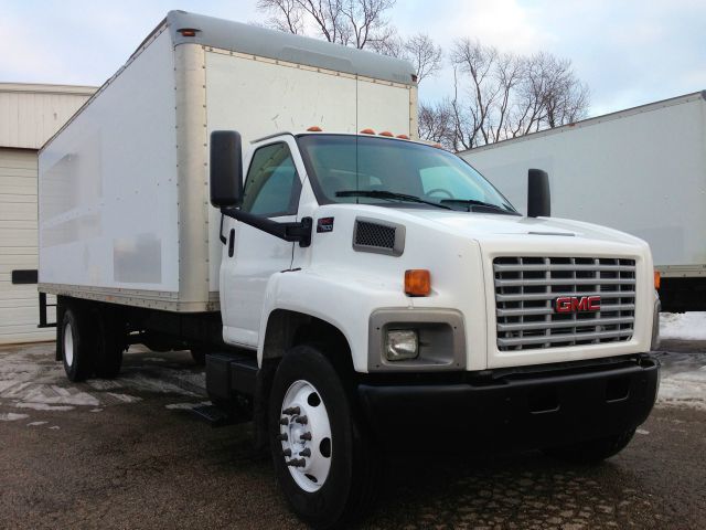 GMC C7500 2005 photo 2