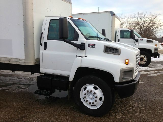 GMC C7500 2005 photo 4