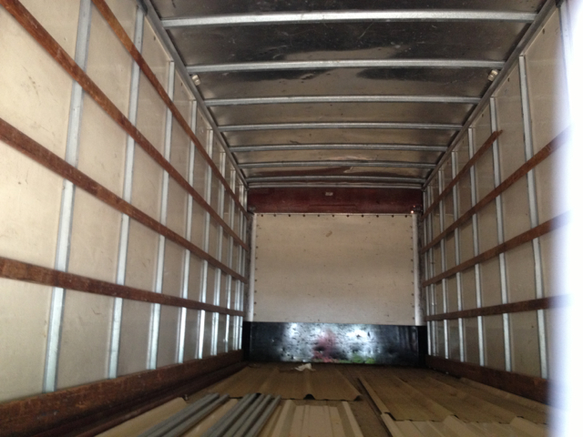 GMC C7C042 2004 photo 3