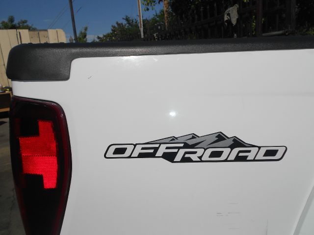 GMC Canyon 2004 photo 14