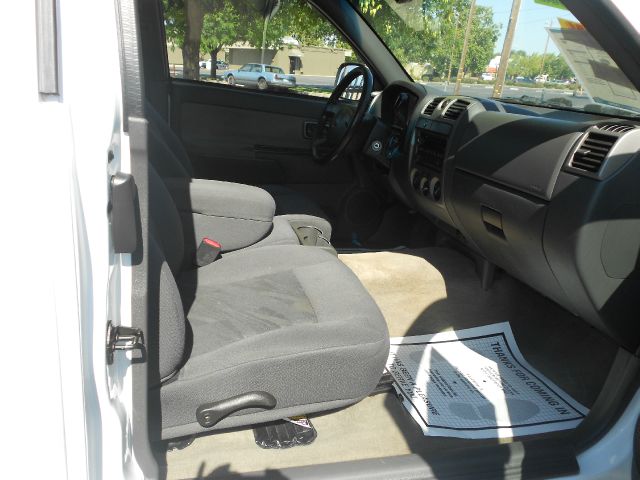 GMC Canyon 2004 photo 19