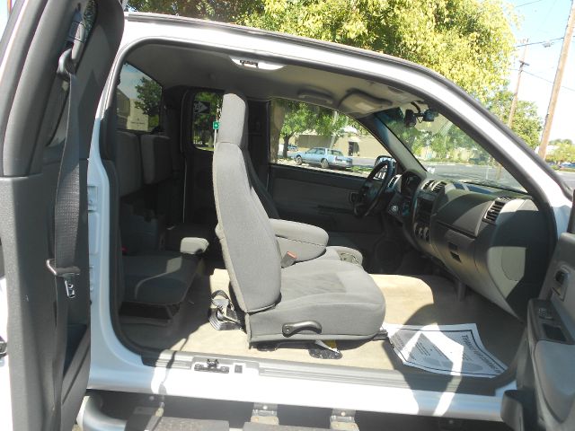 GMC Canyon 2004 photo 9