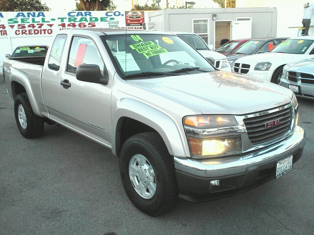 GMC Canyon 2004 photo 2