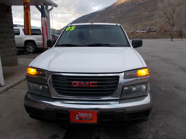 GMC Canyon 2005 photo 2