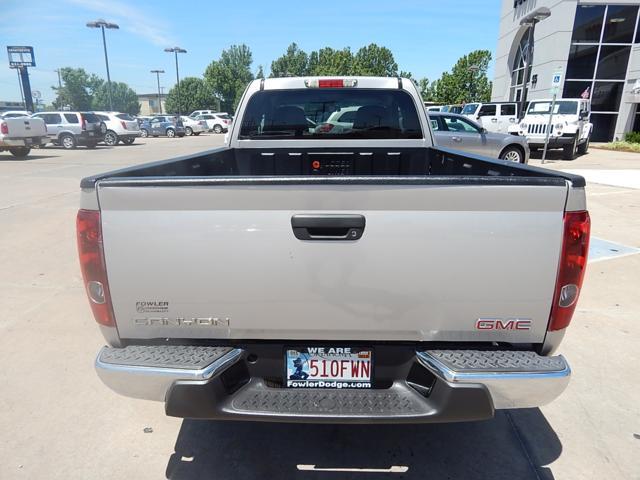 GMC Canyon 2005 photo 2