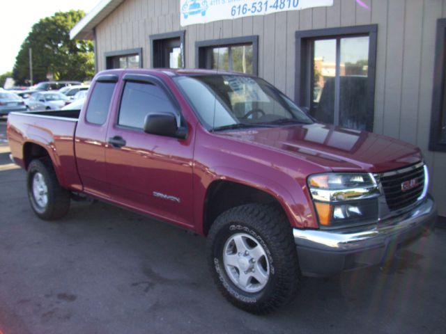 GMC Canyon SLT 4WD 15 Pickup Truck