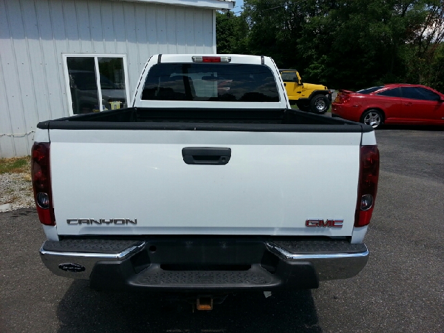 GMC Canyon SLE Sierra 2WD Pickup Truck