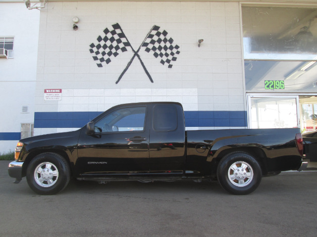GMC Canyon 2005 photo 2