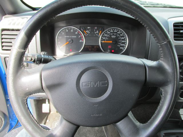 GMC Canyon 2007 photo 2