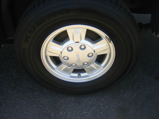 GMC Canyon Turbo Diesel Pickup Truck