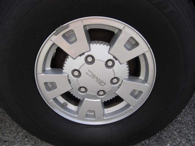 GMC Canyon 2007 photo 2