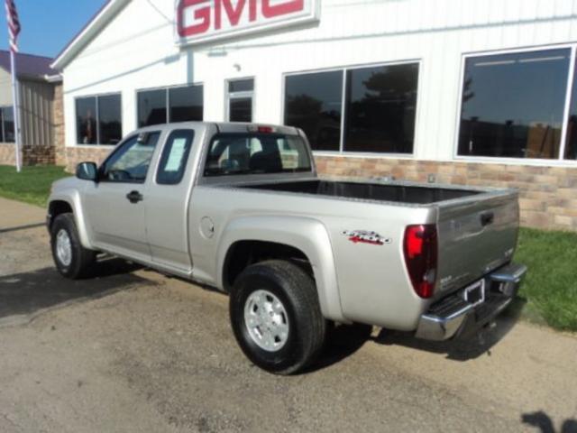 GMC Canyon 2008 photo 2