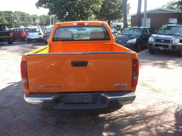 GMC Canyon 2008 photo 1