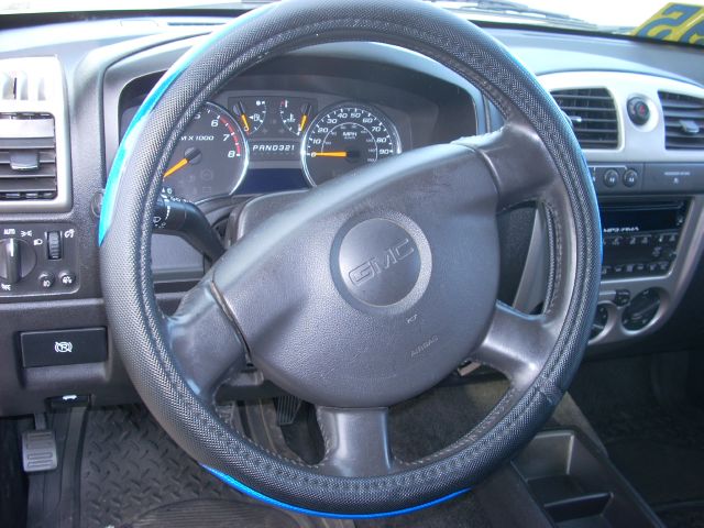 GMC Canyon 2008 photo 2