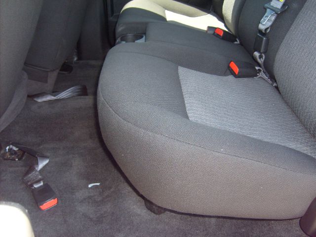 GMC Canyon 2008 photo 18