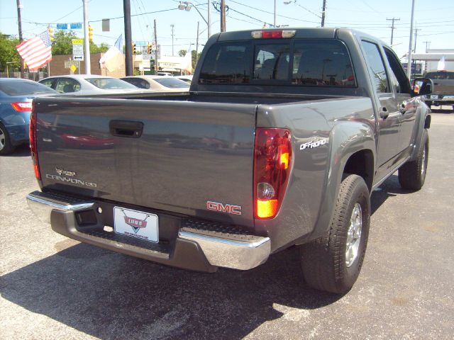 GMC Canyon 2008 photo 32