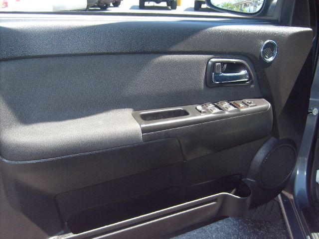 GMC Canyon 2008 photo 39