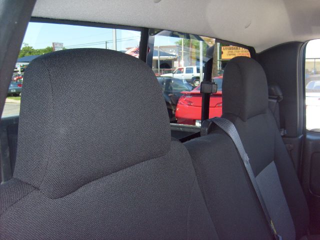 GMC Canyon 2008 photo 8