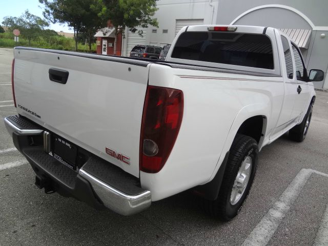GMC Canyon 2008 photo 1