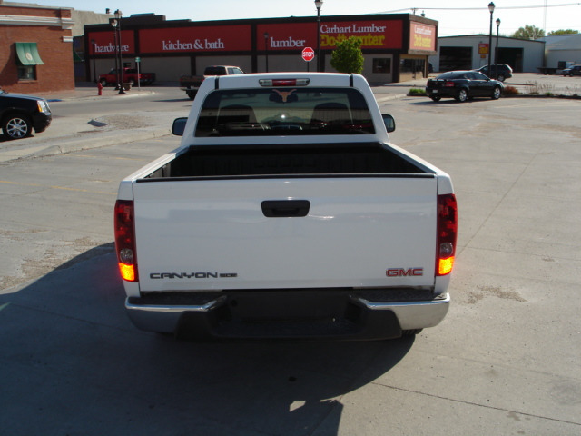 GMC Canyon 2009 photo 1