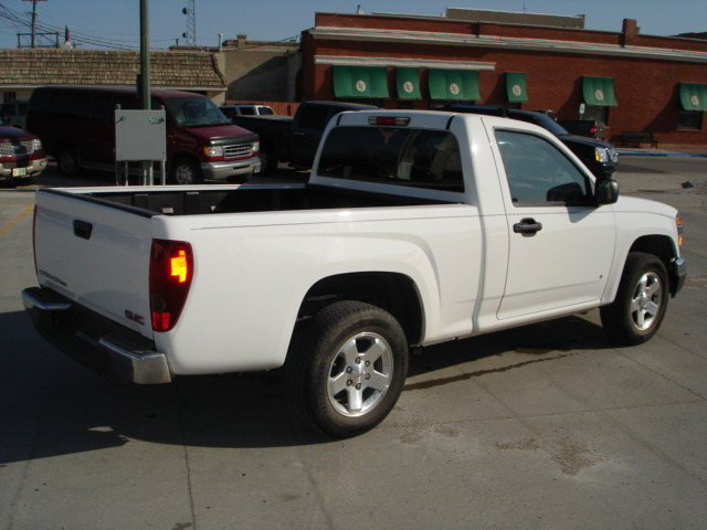 GMC Canyon 2009 photo 8